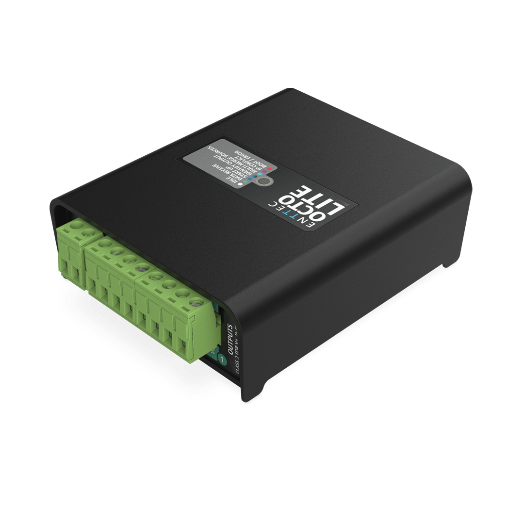 ENTTEC OCTO LITE 端子斜视图,另一角度
