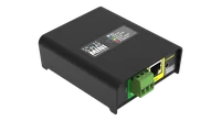 从正上方看到的 S-PLAY MINI，黑色机盖上的标签印有 ENTTEC S-PLAY MINI，旁边是一个凹陷按钮和列出 IDLE、START-UP、PLAY / PAUSE、RECORD、BOOT / ERROR 和 IP CONFLICT 的颜色图例，上下边缘排列着绿色螺丝端子。